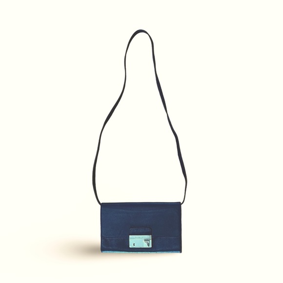 LIKE NEW! Michael Kors Dark Plum Leather Sloan Convertible Crossbody to Clutch - Picture 3 of 8